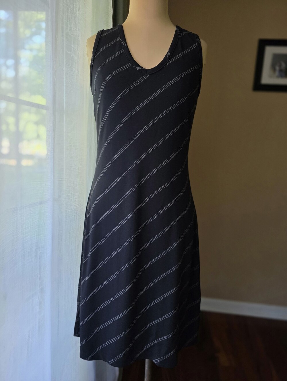 Gap Classic Striped Sleeveless Midi Dress‎ Black White Rayon Blend Size Medium